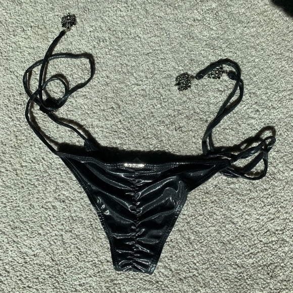 Le Doux for SLS Hotels South Beach Scrunch Bottom - Picture 3 of 3